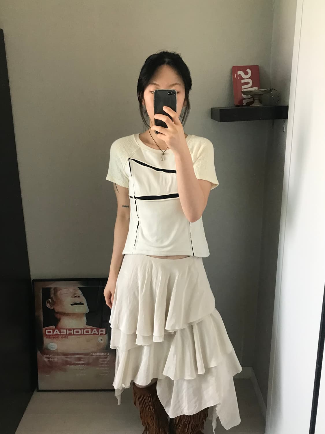 마뗑킴 컷아웃 스티치 크롭 반팔 상품이미지1