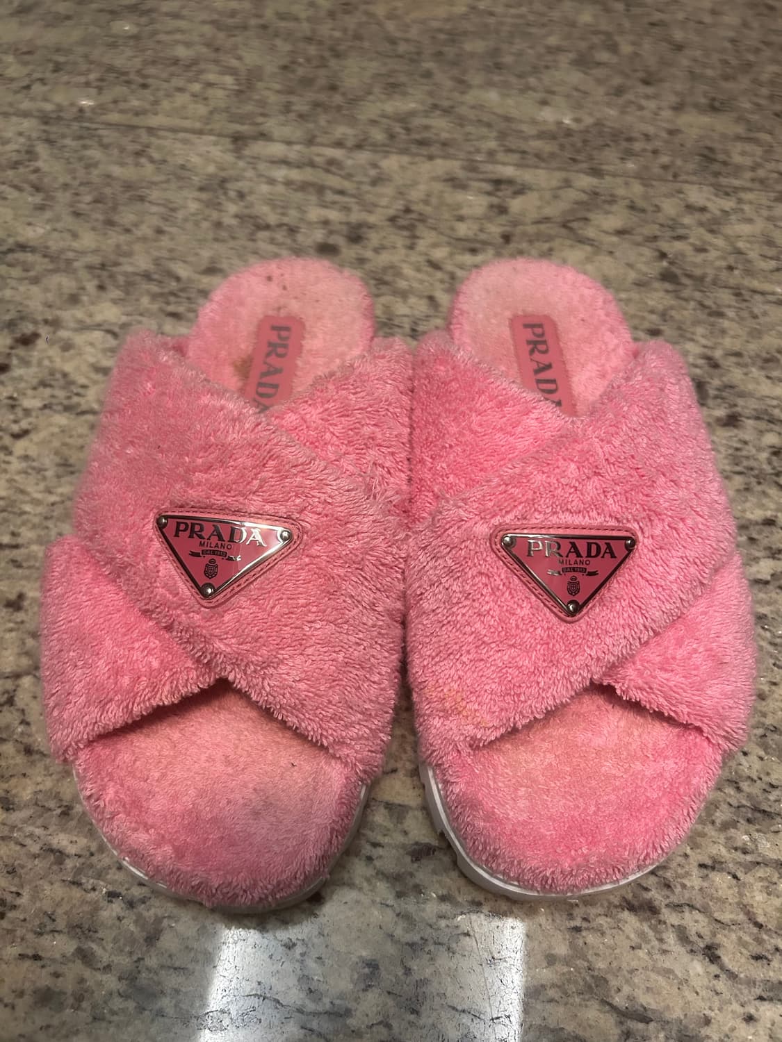 Prada 테리슬리퍼 상품이미지1