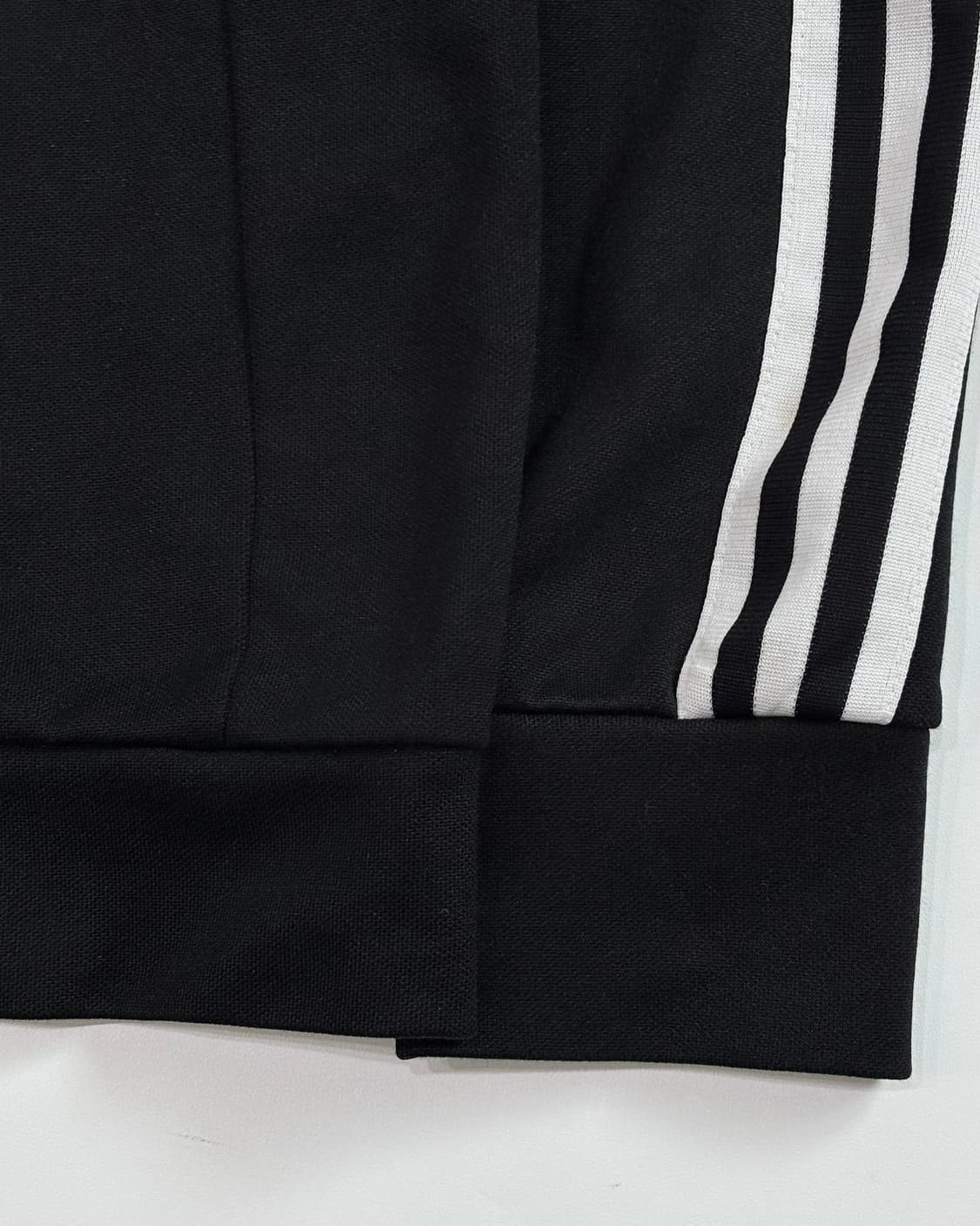 Adidas 아디다스 블랙컬러 유로파 트랙탑 상품이미지5