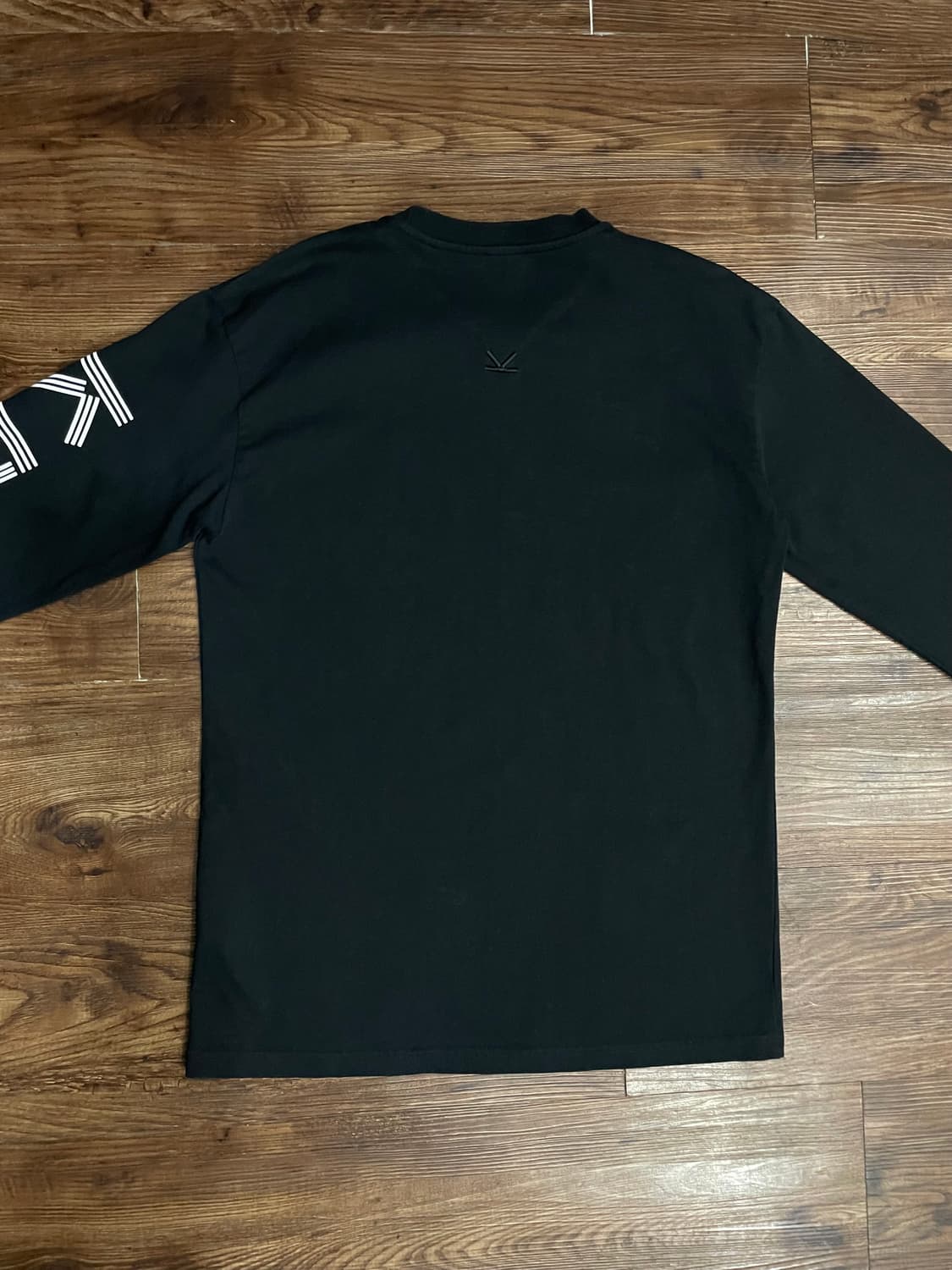 겐조 KENZO 블랙 롱슬리브 상품이미지8