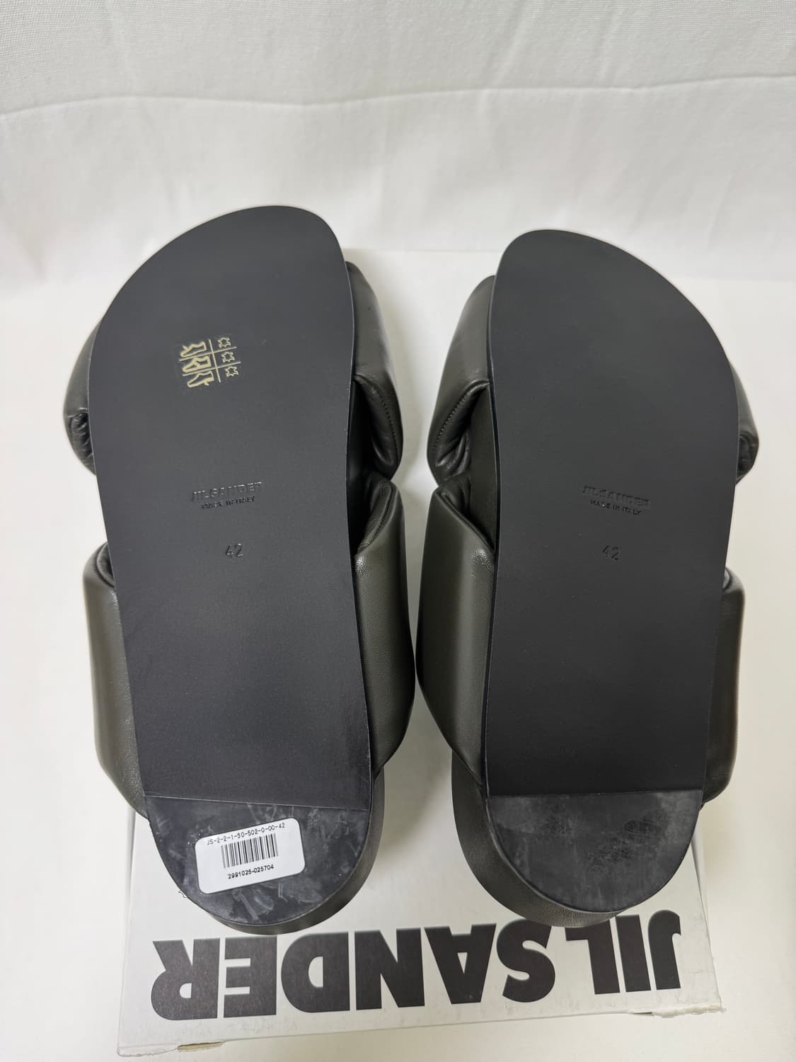 질샌더 패디드 크로스 슬라이드 42 상품이미지5