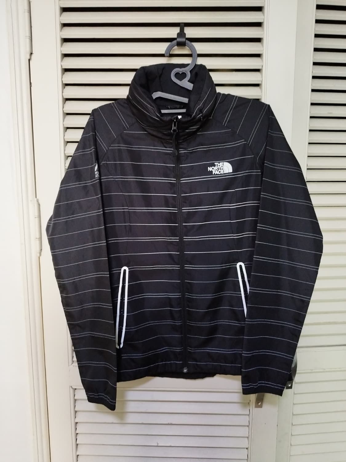 85 노스페이스 리플렉티브 반사 바람막이 등산복 상품이미지2