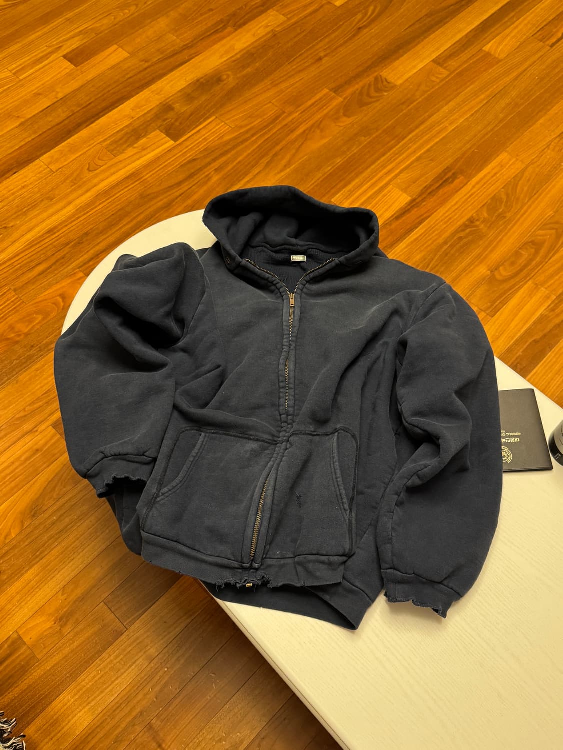 아프레쎄 25AW 빈티지 후드집업 네이비 상품이미지1