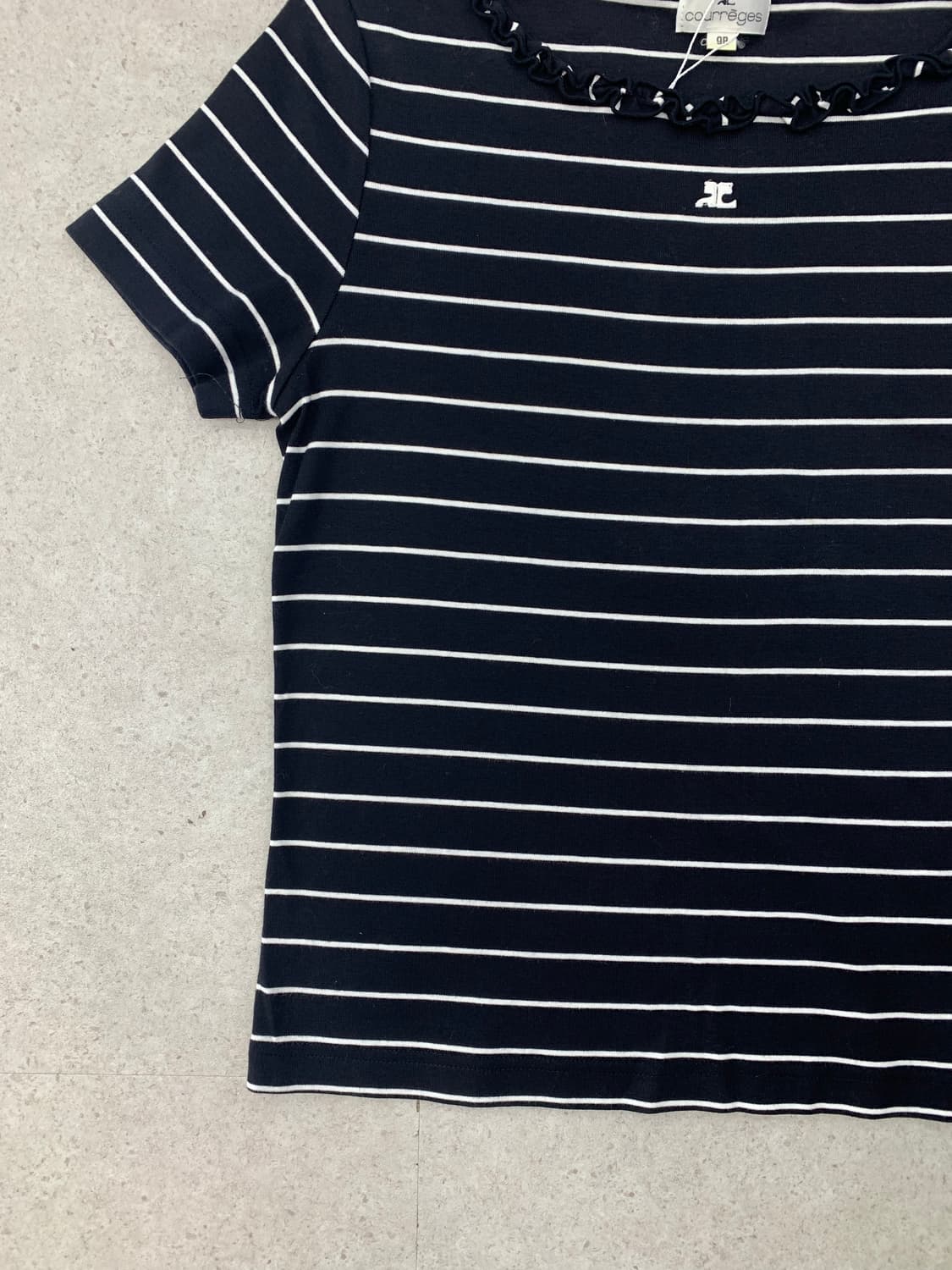 Courreges 꾸레쥬 프릴 반팔 티셔츠 상품이미지3