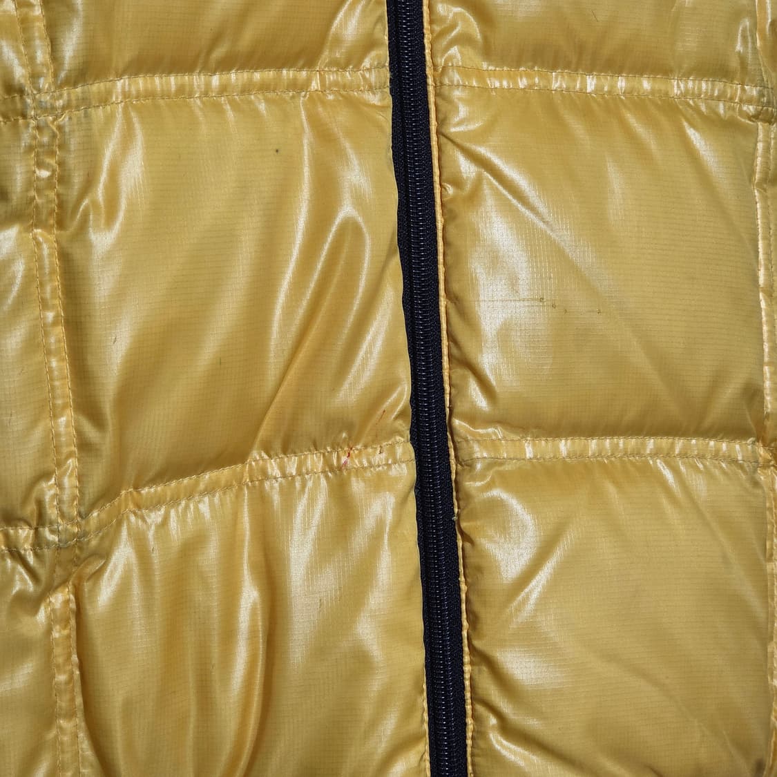 아디다스 옐로우 덕다운 삼선 후드 패딩 상품이미지4