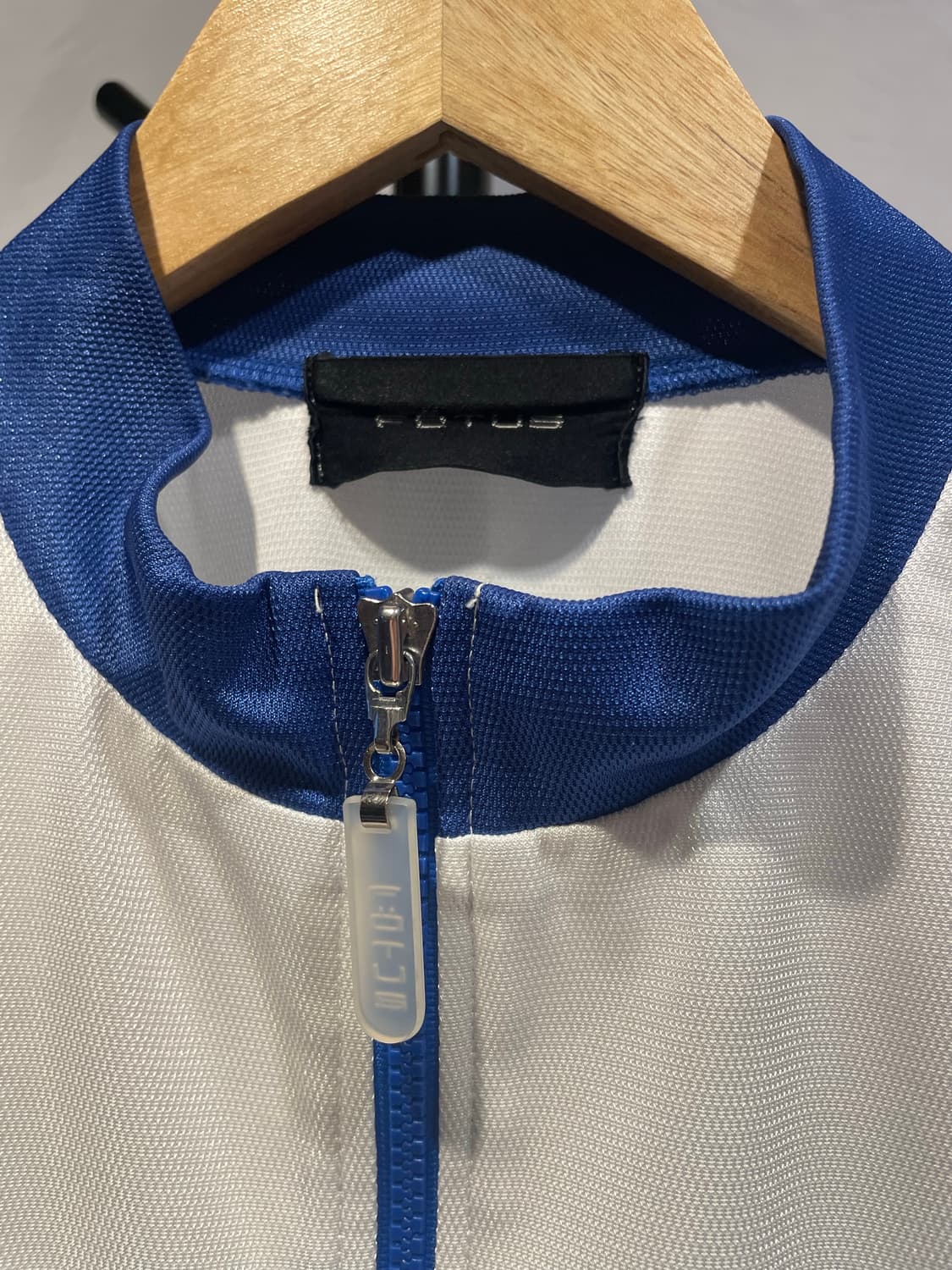 FOTUS ARCHIVE ZIP - UP TOP 상품이미지8