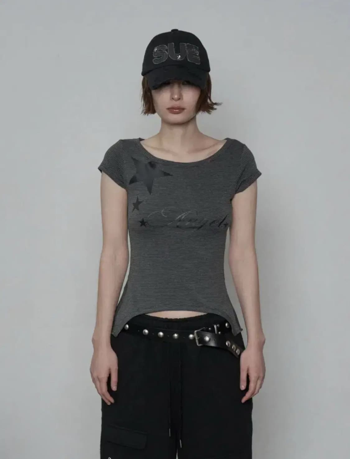 새상품) 셋업이엑스이 스트라이프 엔젤 탑 반팔 차콜 상품이미지1