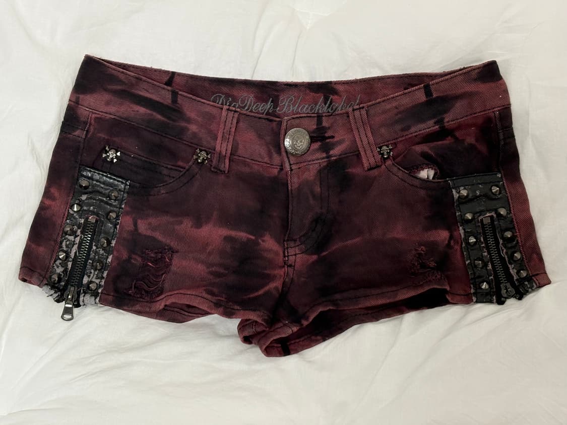 Dig deep shorts 상품이미지1