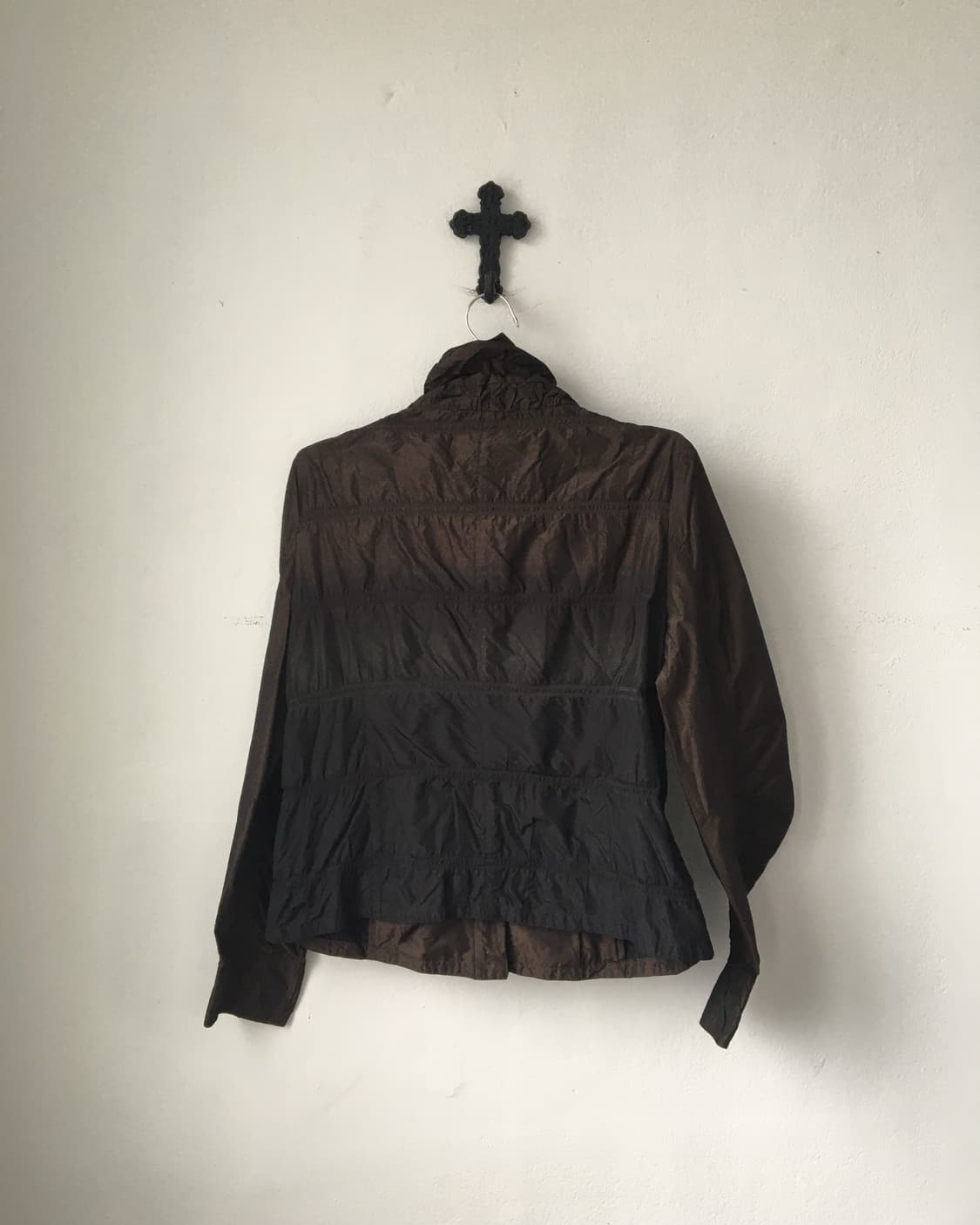 Dyed high neck glossy jacket 상품이미지3