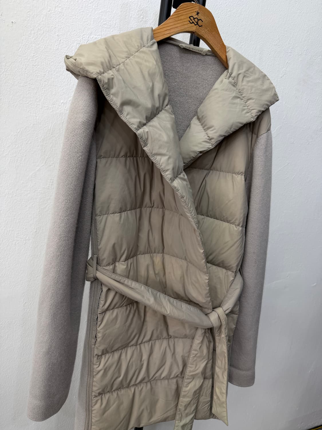 정품) 더캐시미어 한섬 20ss 벨티드 니트 경량패딩 85 상품이미지2