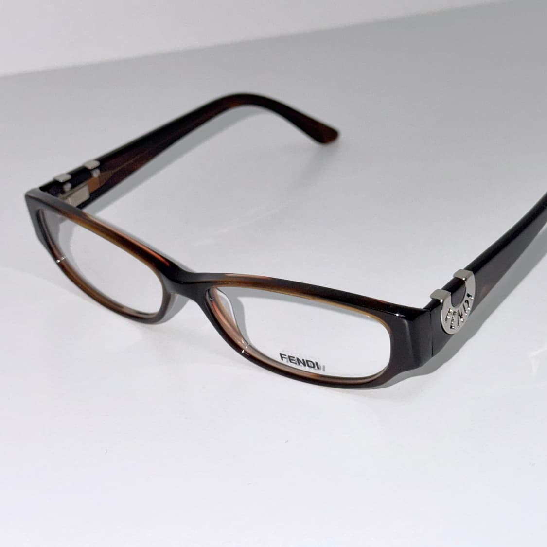 펜디 브라운 뿔테 안경테 상품이미지1