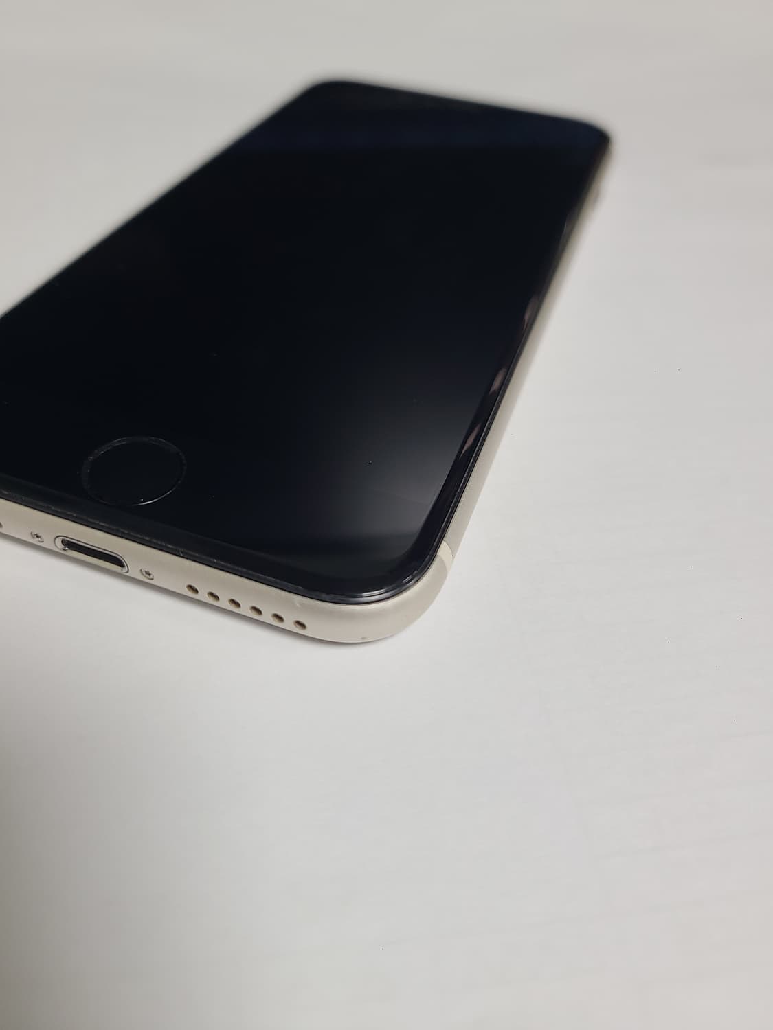 아이폰se3 화이트 64G 상품이미지9