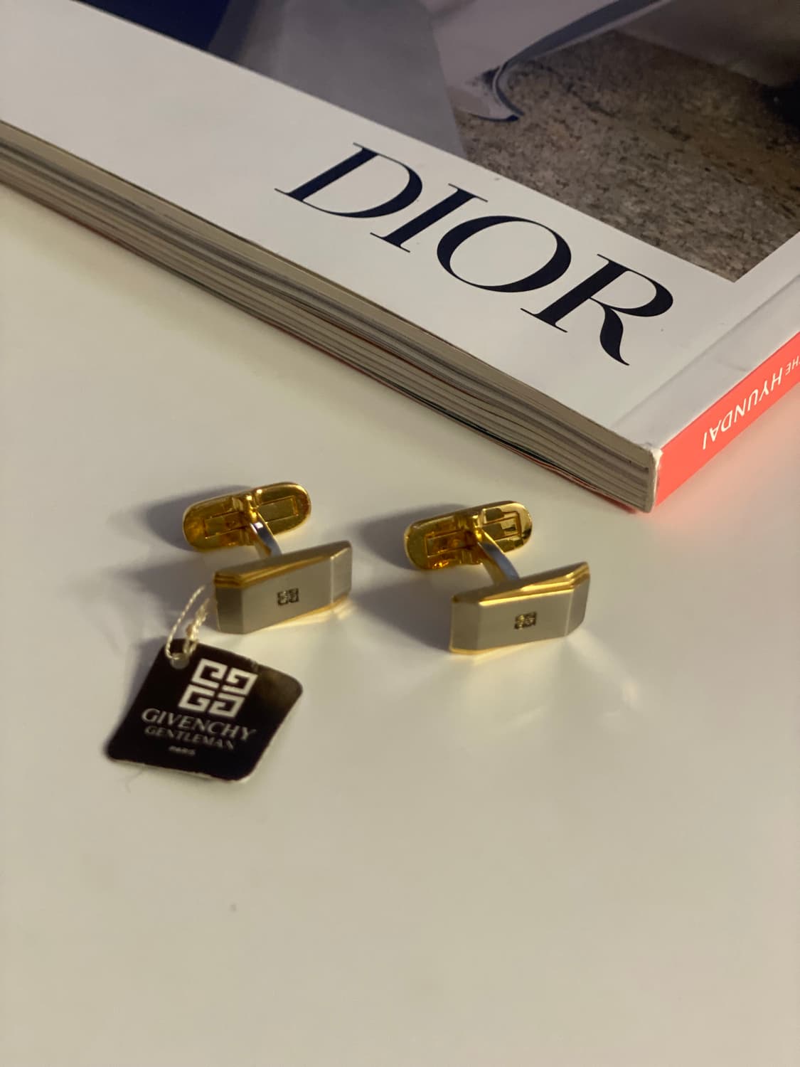 지방시 커프스 버튼 상품이미지3