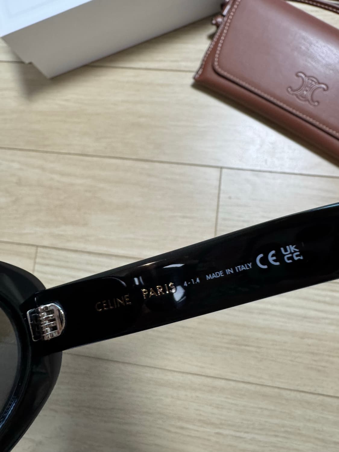 셀린느 트리옹프 선글라스 CL40194U 블랙 상품이미지4