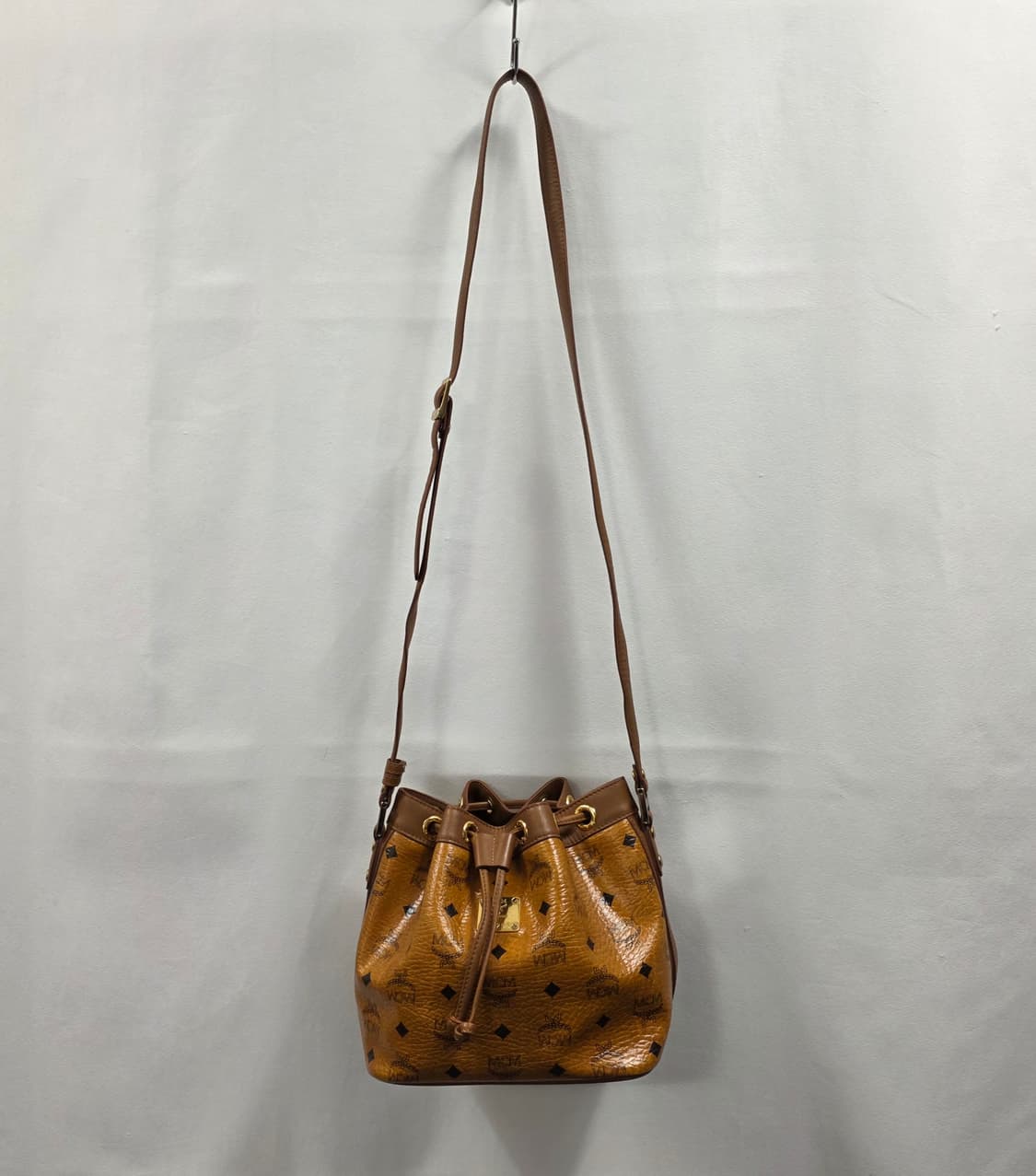 1817 [MCM] 비세토스 미니 버킷백 상품이미지3