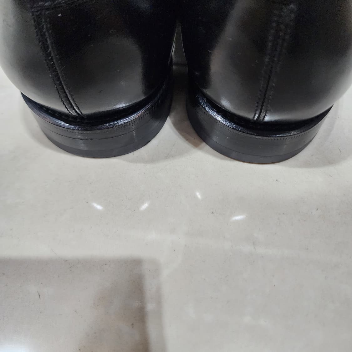 페레가모 남성 로퍼 블랙 7사이즈 상품이미지2