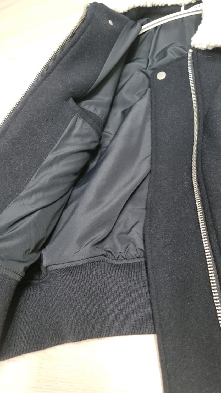 [새상품] 자라 콘트라스트 칼라 봄버 자켓 상품이미지4