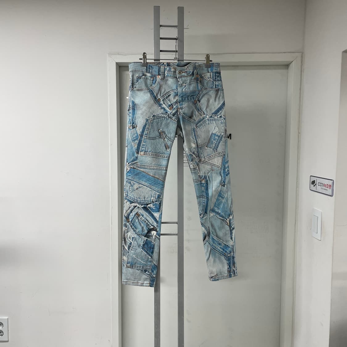 모스키노 데님 프린팅 팬츠 44(W) 상품이미지5