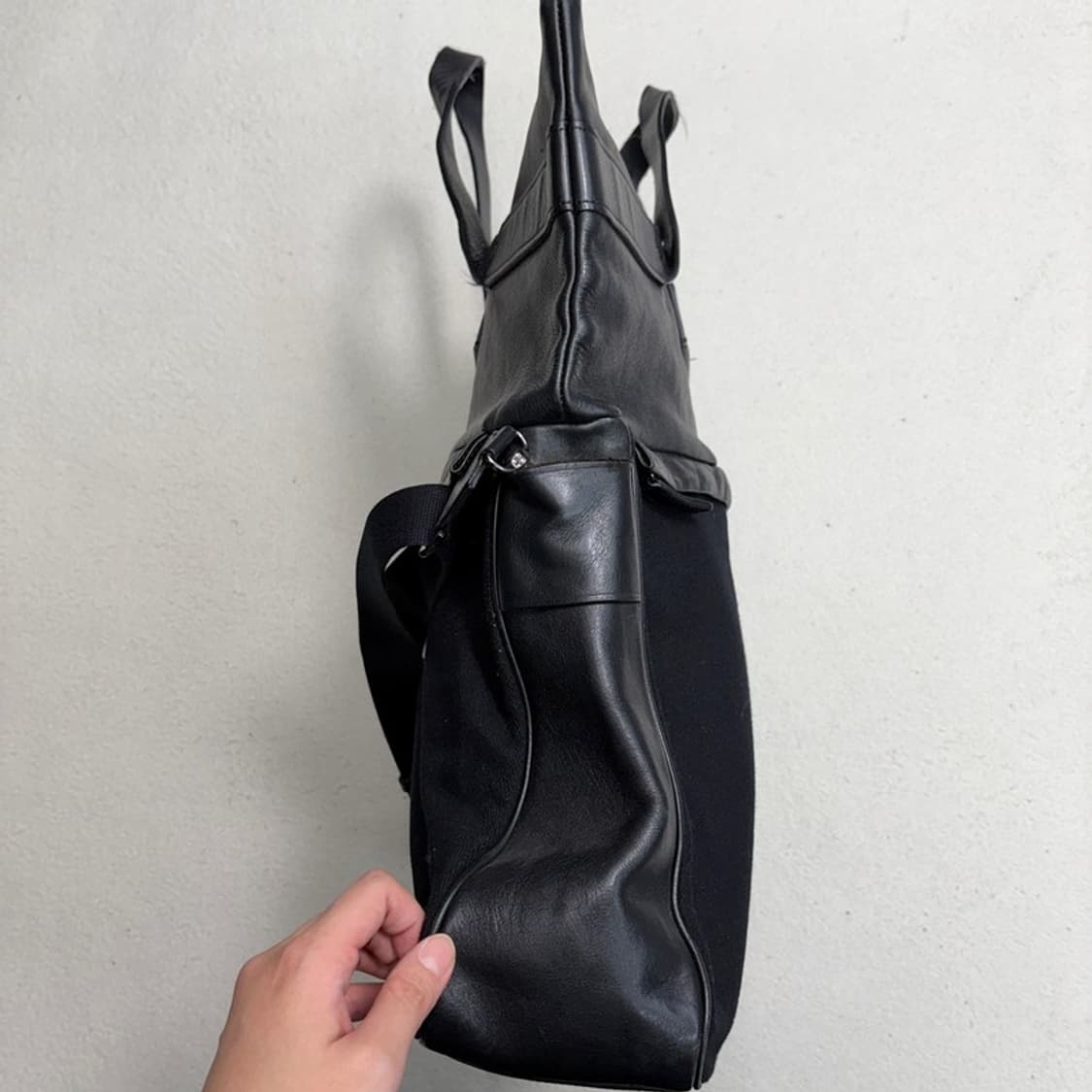 WOOYOUNGMI 블랙 토트 크로스백 상품이미지3