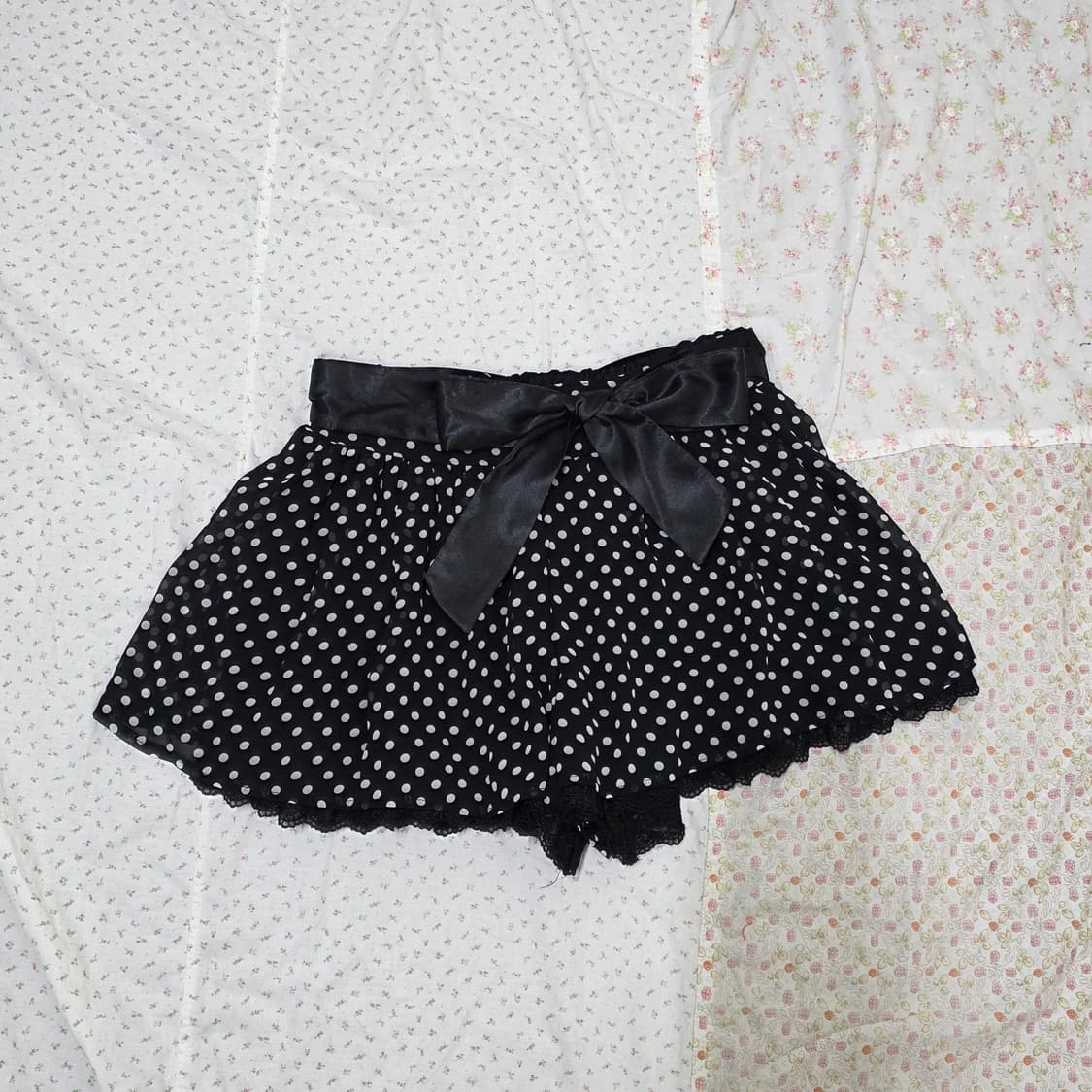 세실맥비 리본 도트 큐롯 팬츠 스커트 트랄라라 리즈리사깔 상품이미지2