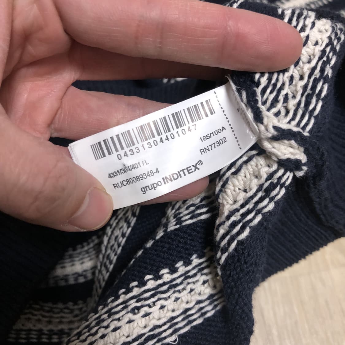 (L) 새상품 자라 ZARA SS 스트라이프 라운드 네이비 니트 상품이미지8