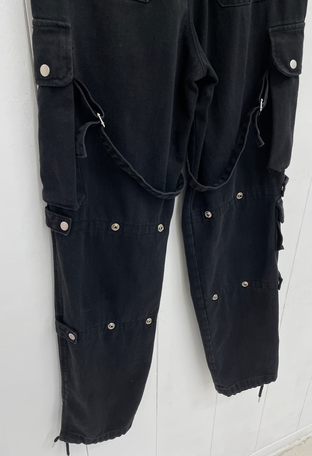 마티유 서울(MATHIEU) 스트랩 멀티 포켓 카고 팬츠  상품이미지4