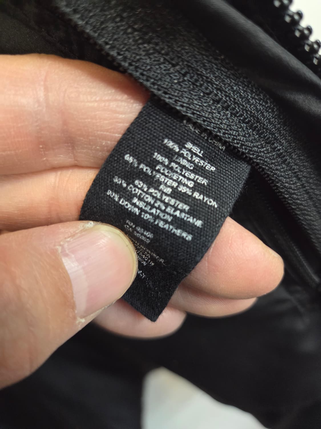 띠어리 노카라 경량패딩 xl 상품이미지5