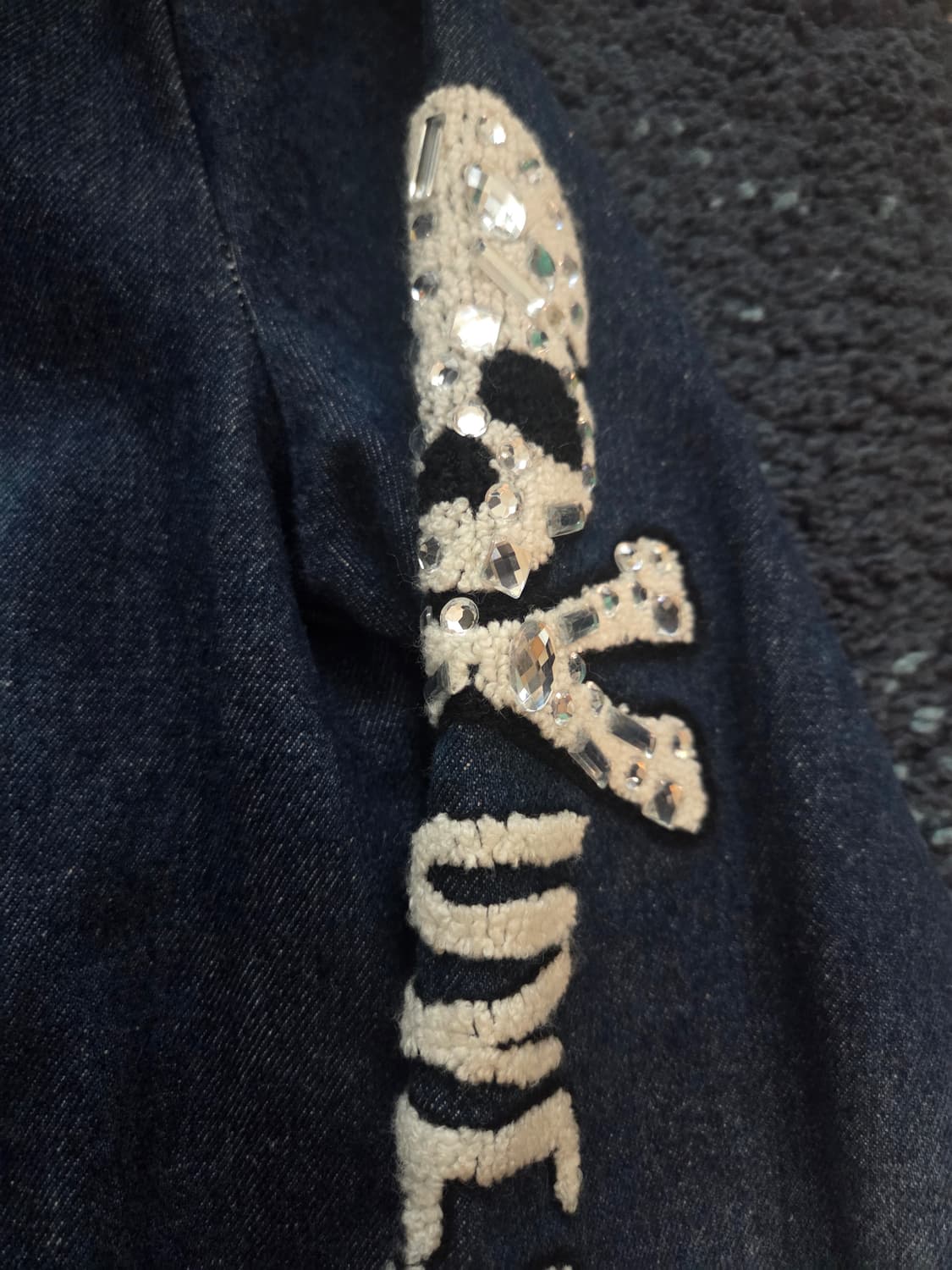 택포)(주의사항)빈티지 스컬자수 샌즈파피루스 미국별자수 데님바시티자켓 상품이미지2