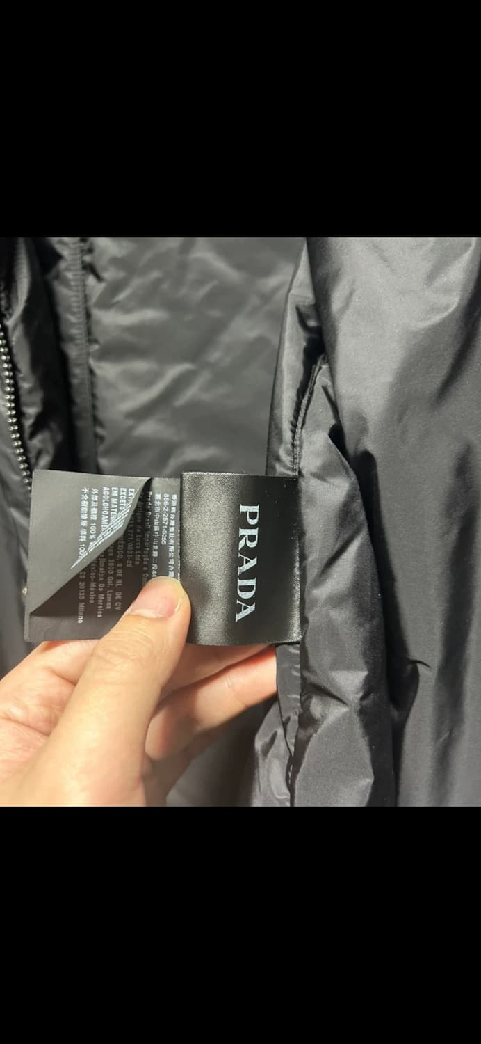 희귀매물) 프라다 스포츠 패딩자켓 블랙 상품이미지4