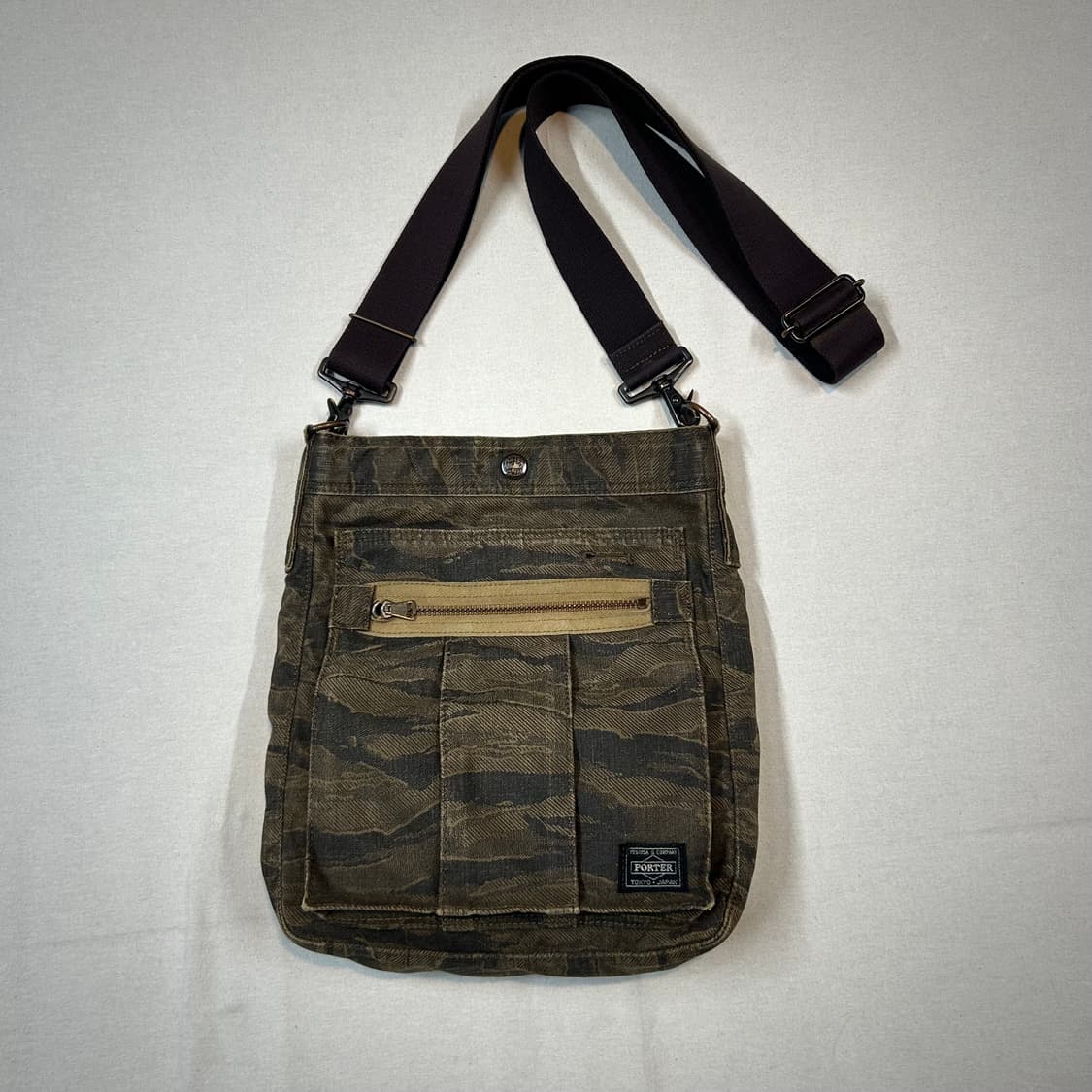 요시다 포터 타이거 카모 숄더백 크로스백 70주년 한정판 P81 상품이미지1