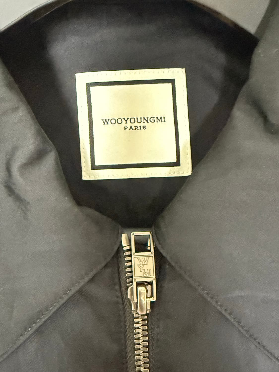 (24FW 새상품) 우영미 블랙 밴딩 자켓  (46) 상품이미지3