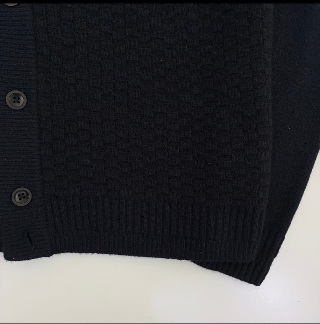 FredPerry 프레드페리 네이비 버튼 니트 가디건 상품이미지3