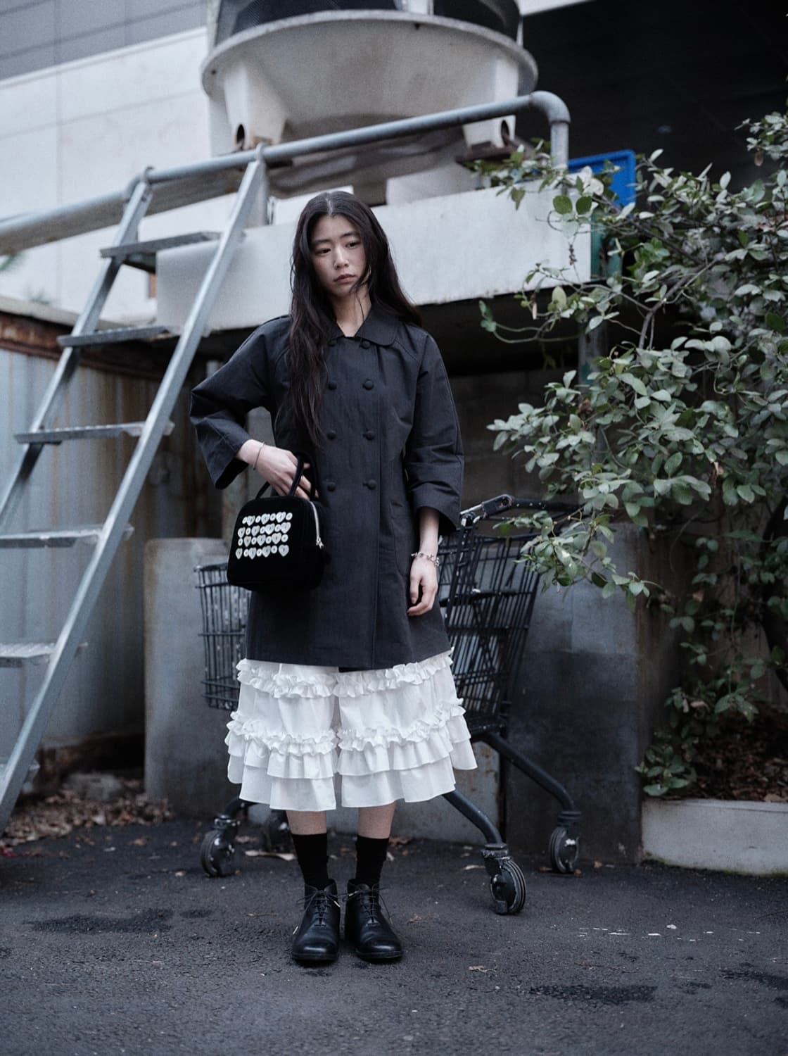 생긴스튜디오 러플 플리츠 미디 스커트 화이트 상품이미지3