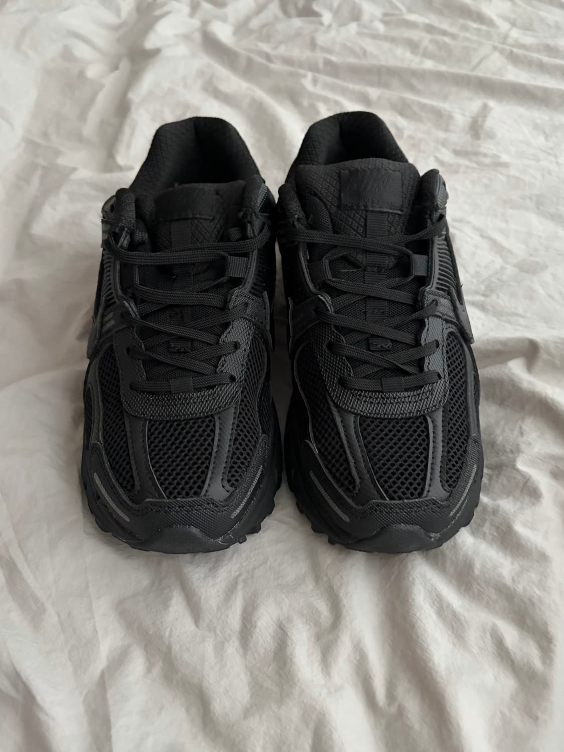 나이키 / 줌보메로5 블랙 / 255 상품이미지3