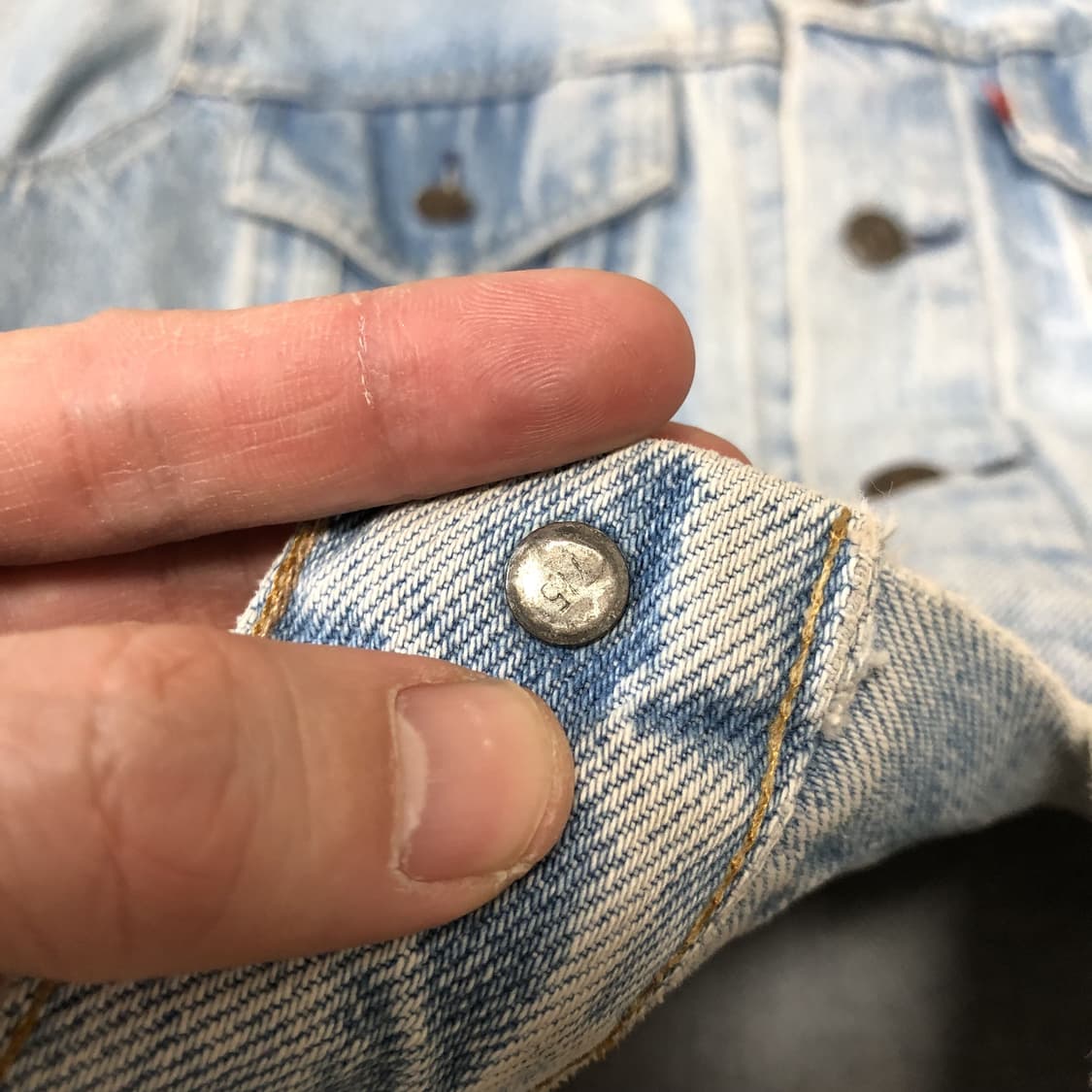 (42R) 90's 리바이스 미국제 70506-0214 연청 데님 자켓 상품이미지3