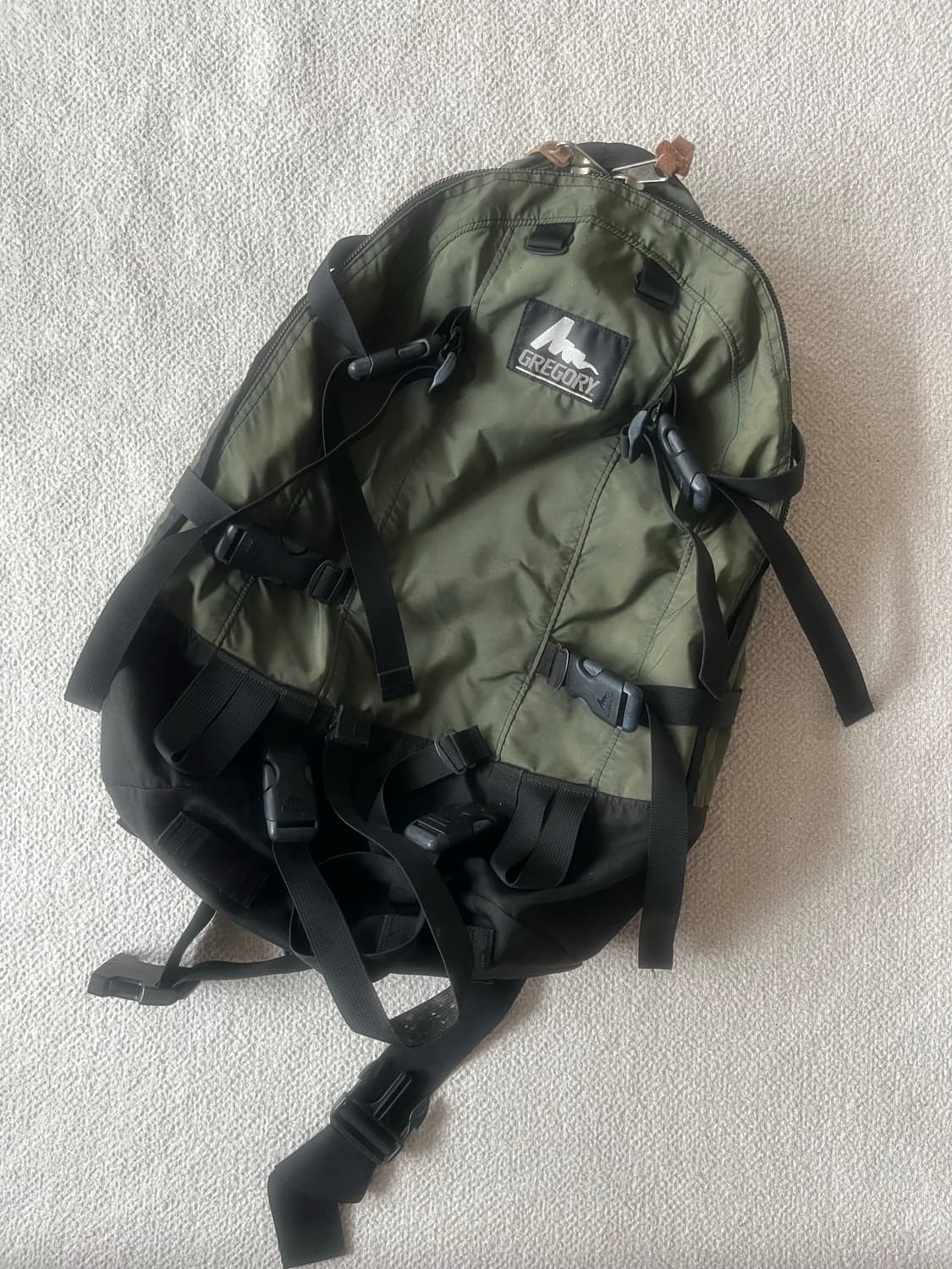 구형 그레고리 데이앤하프 상품이미지1