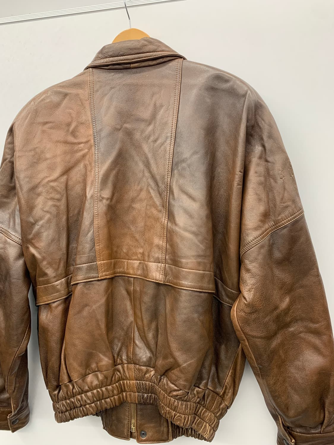 느좋 리얼레더 봄버 상품이미지4