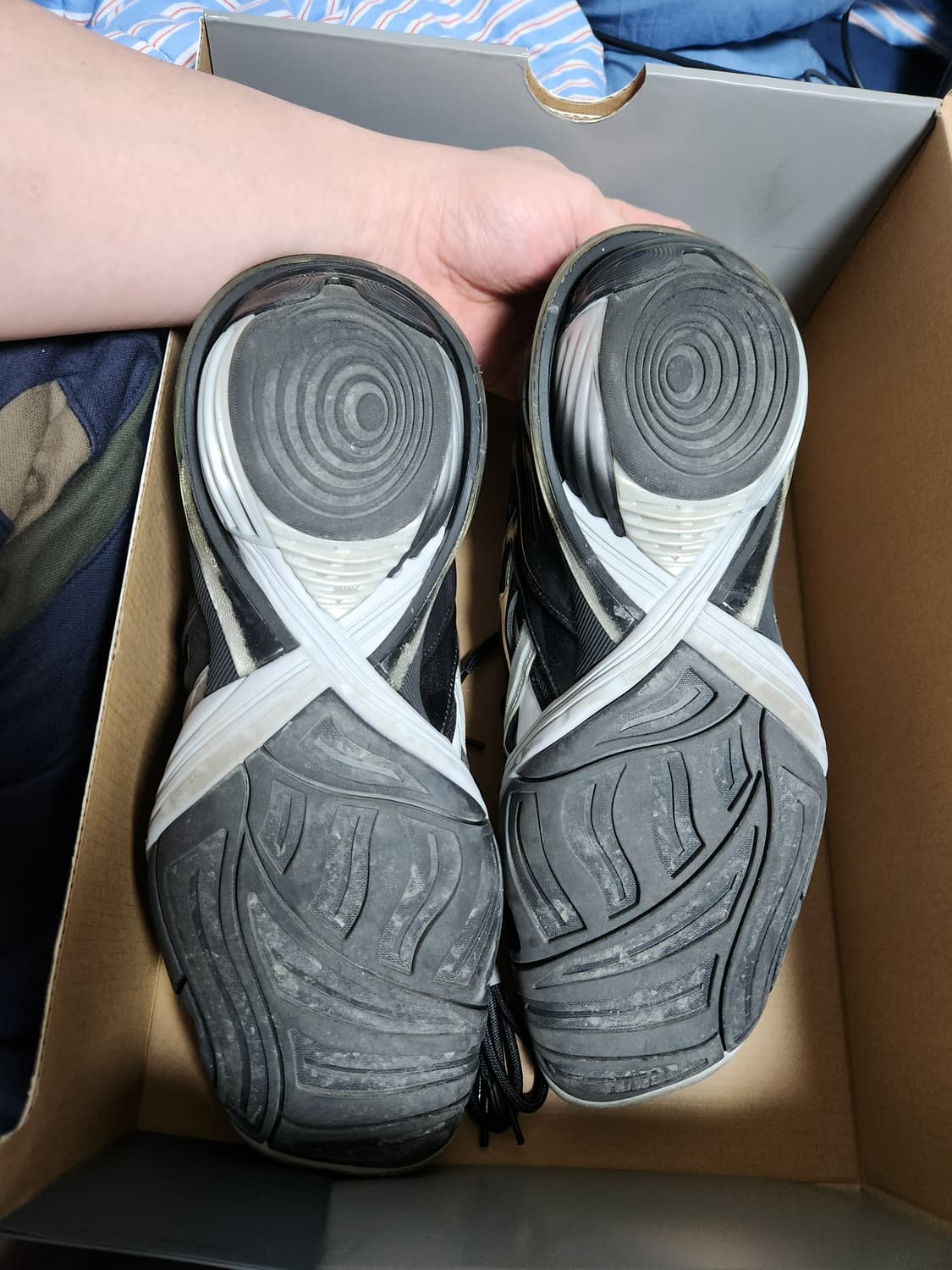 발렌시아가 타이렉스 43 블랙그레이 상품이미지5