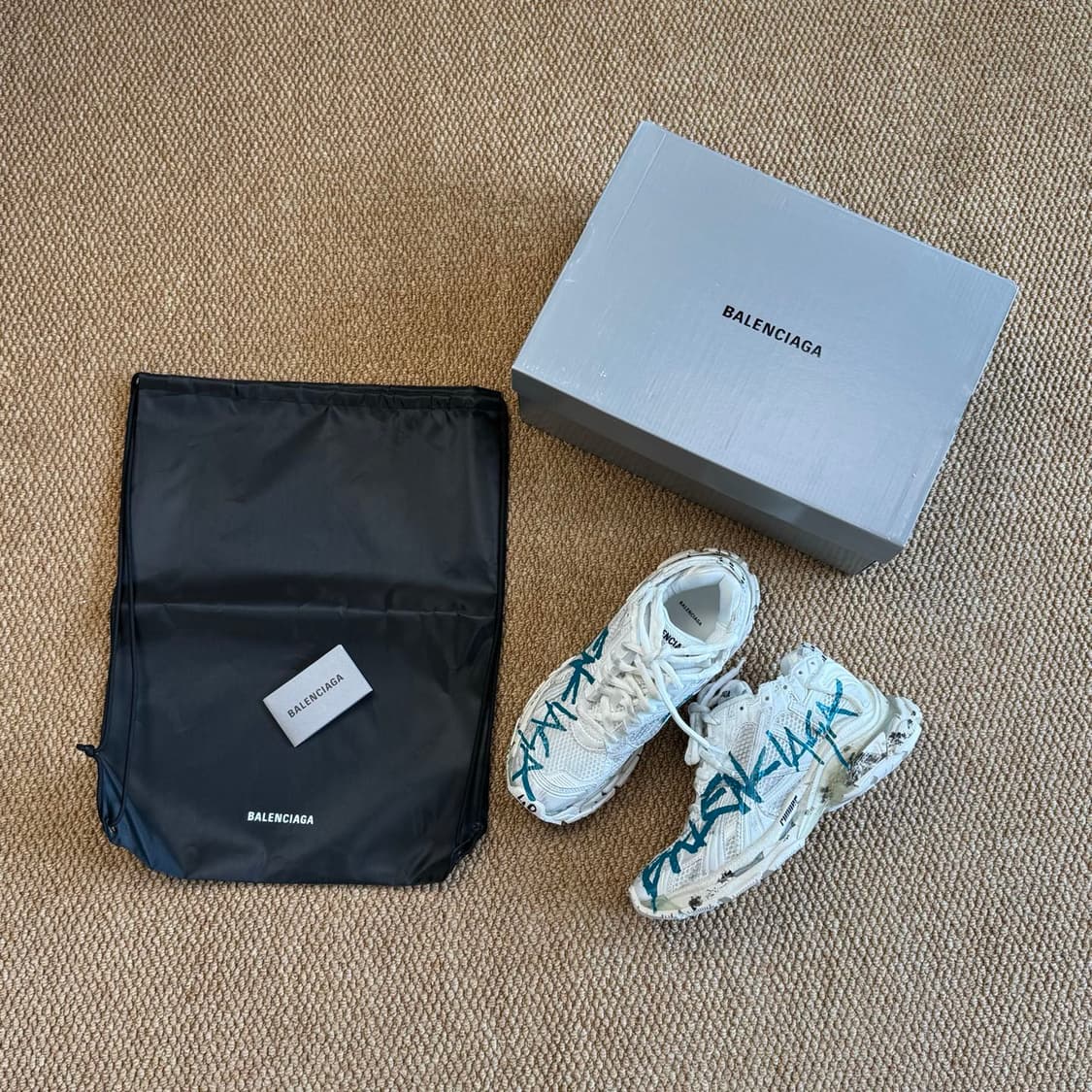 발렌시아가 Runner 상품이미지1