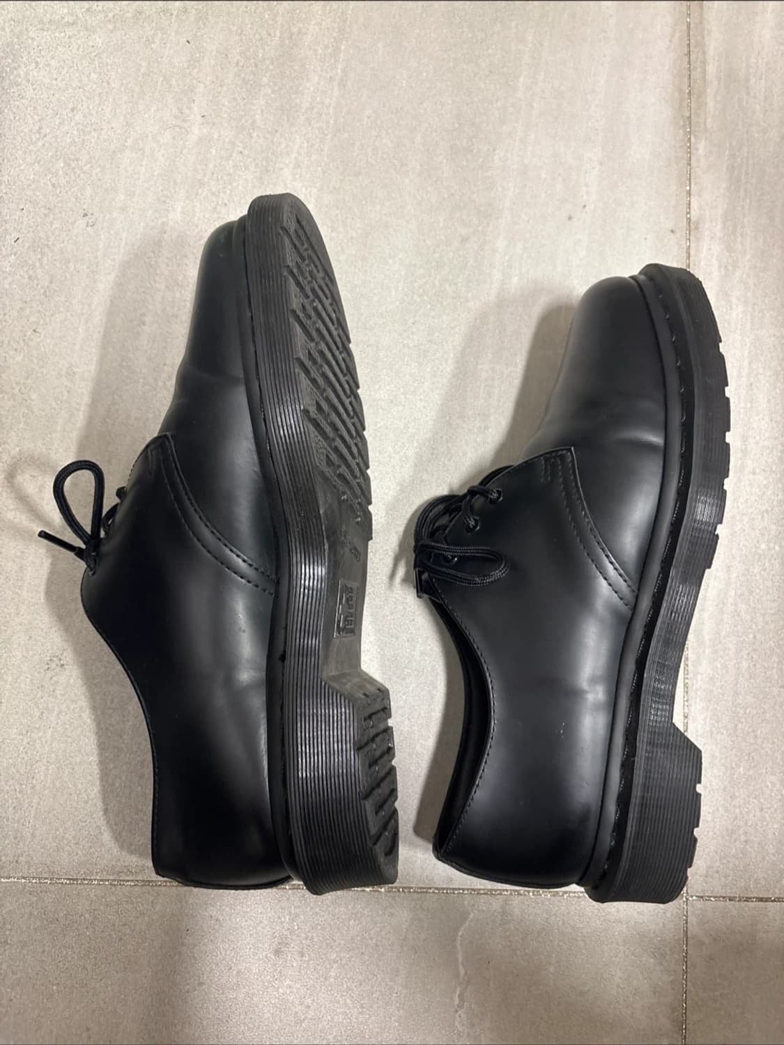 닥터마틴 1461 모노 uk7 상품이미지3