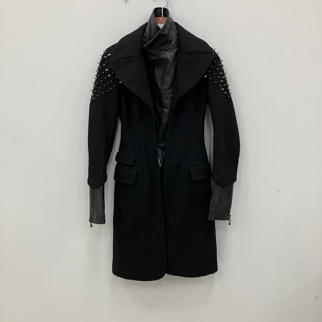 필립 플레인 꾸뛰르 스터드 가죽 트리밍 코트 XS 상품이미지3