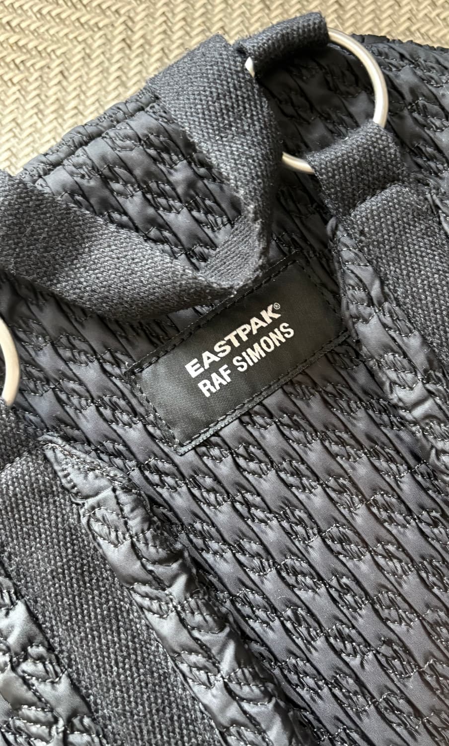 라프시몬스 이스트팩 루프링백 상품이미지4