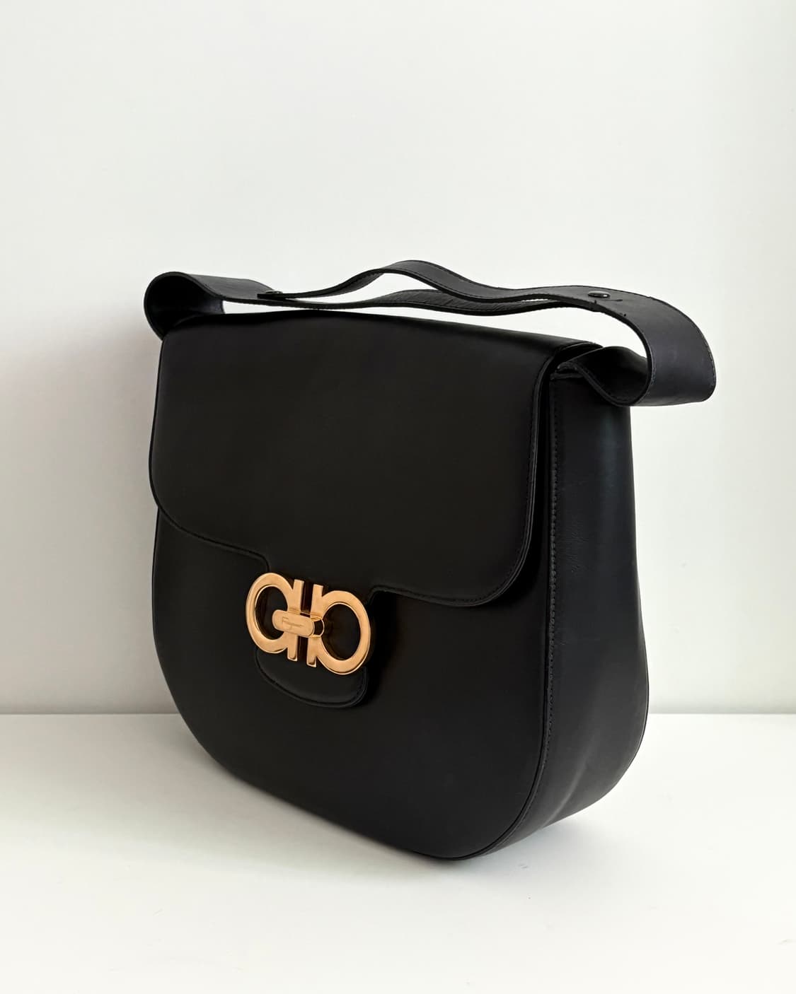 Ferragamo 페라가모 간치니 숄더백 금장 상품이미지3