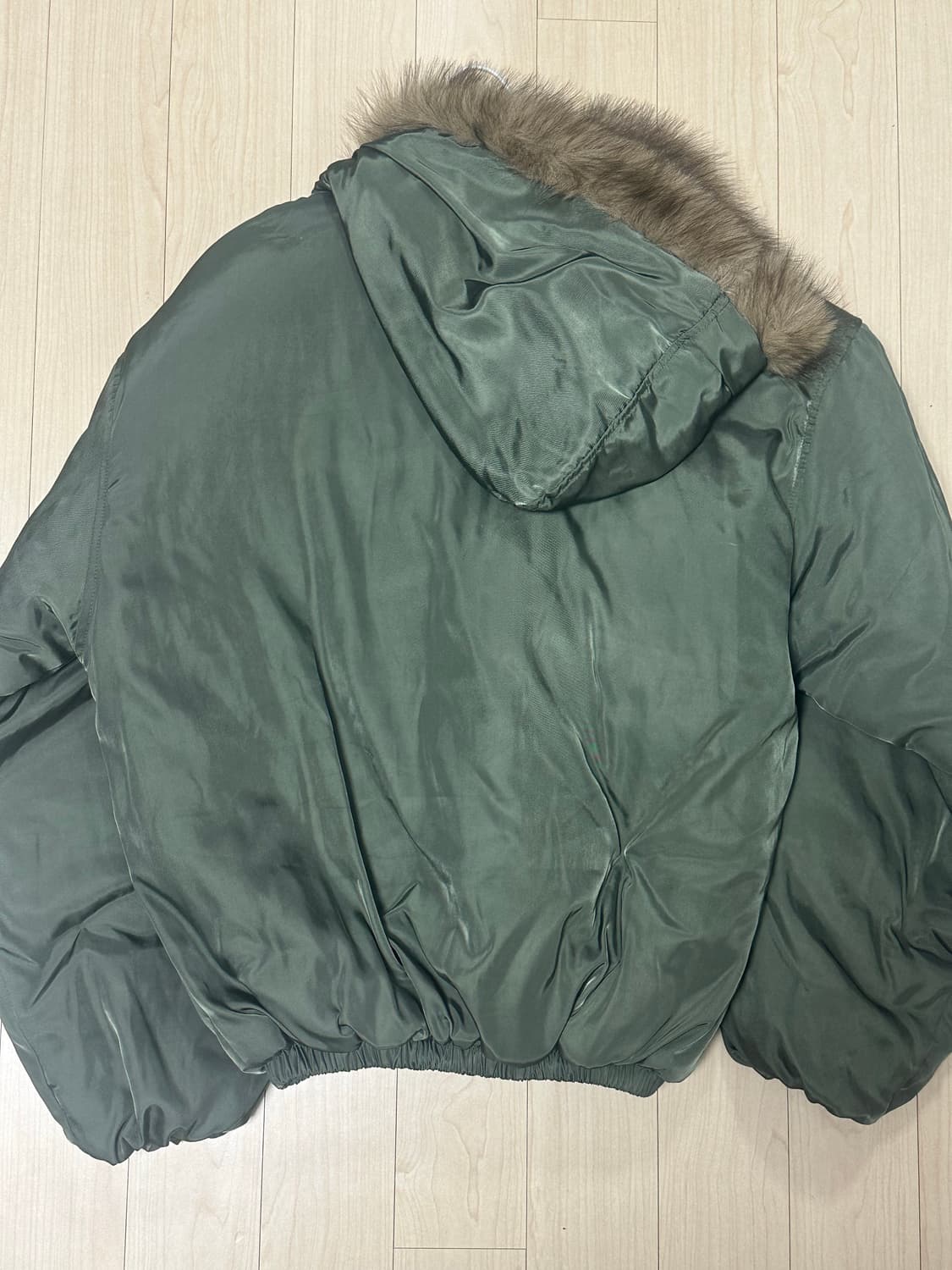 카키 항공 퍼 점퍼 판매합니다 상품이미지2