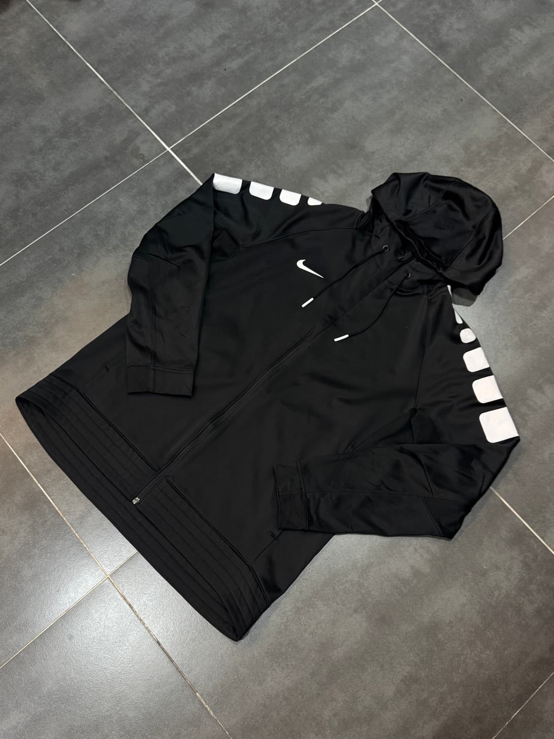 NIKE therma-fit 후드집업 상품이미지1