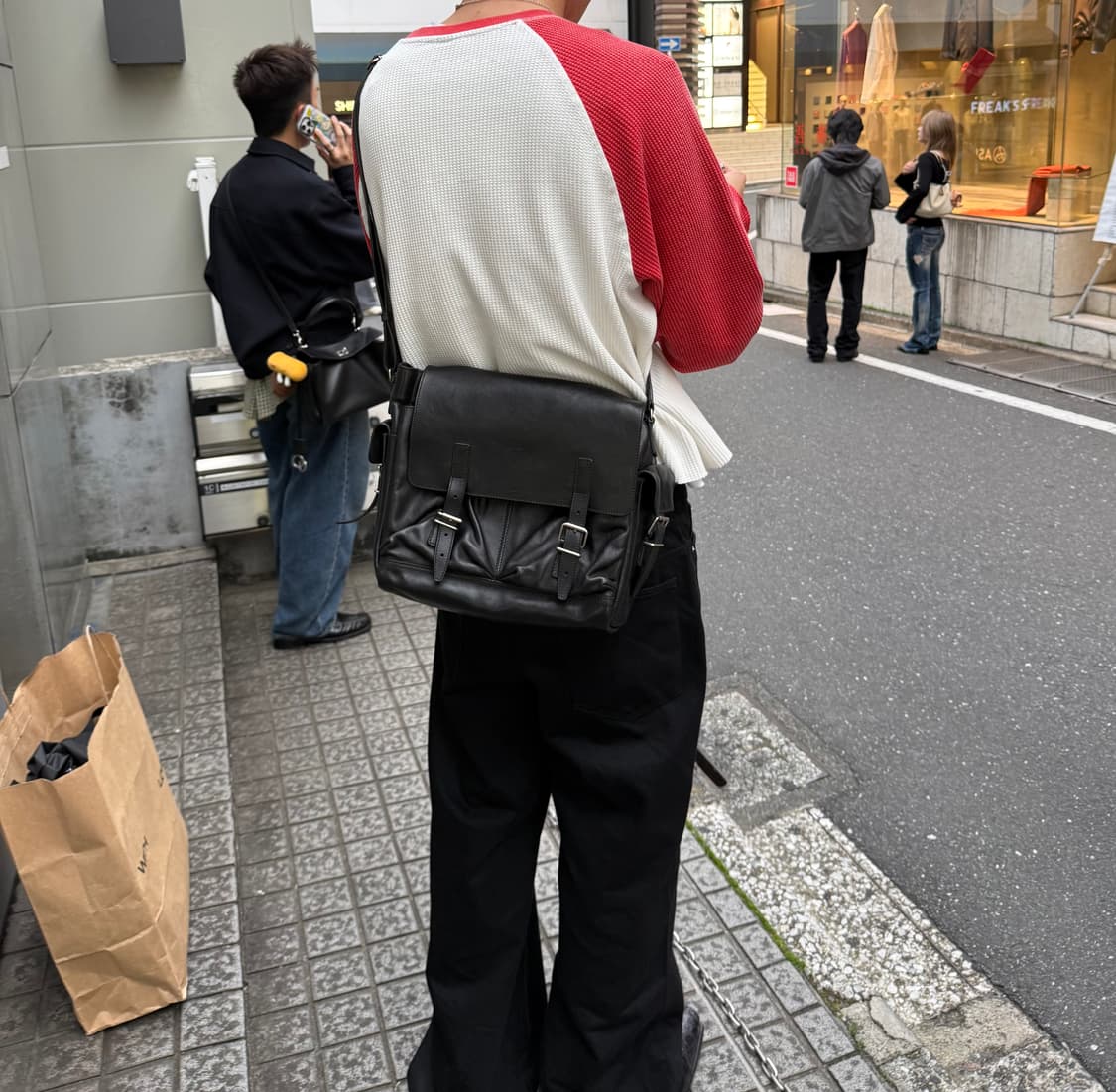 13ss 생로랑파리 에디슬리먼 멀티포켓 메신저백 상품이미지2