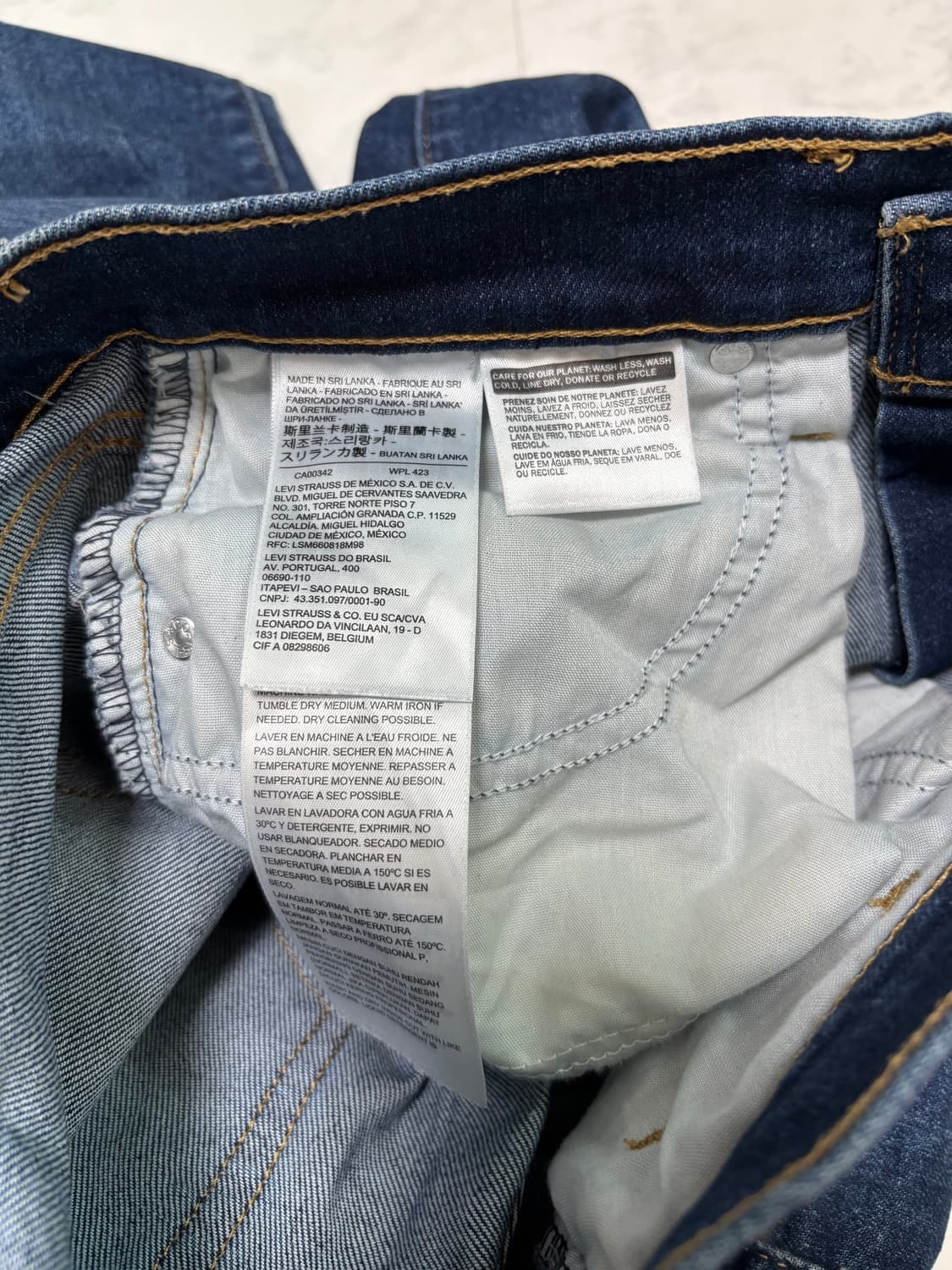 리바이스 하이웨이스트 크롭 플레어진 상품이미지5