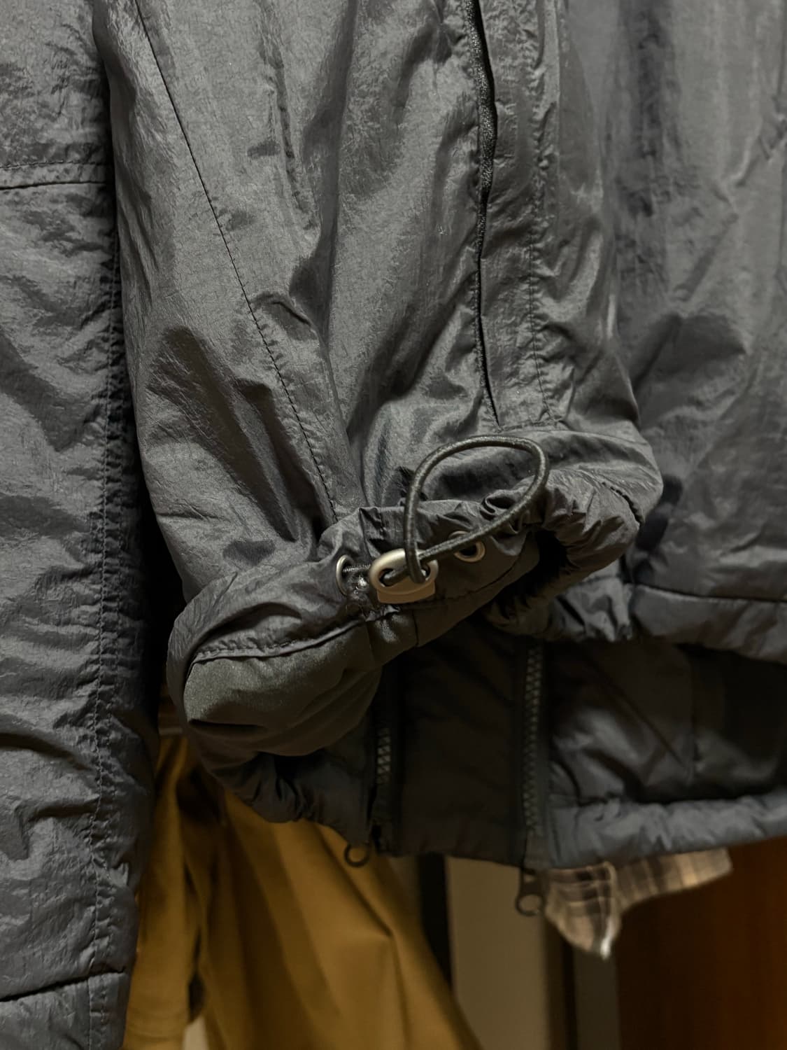 인템포무드 써밋 디테일 라이트 패딩 블랙 (L) 상품이미지7