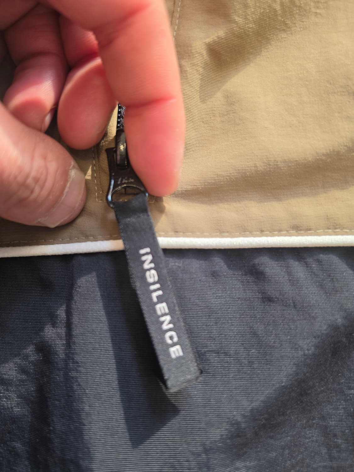 인사일런스 아노락 반집업 L사이즈 상품이미지5