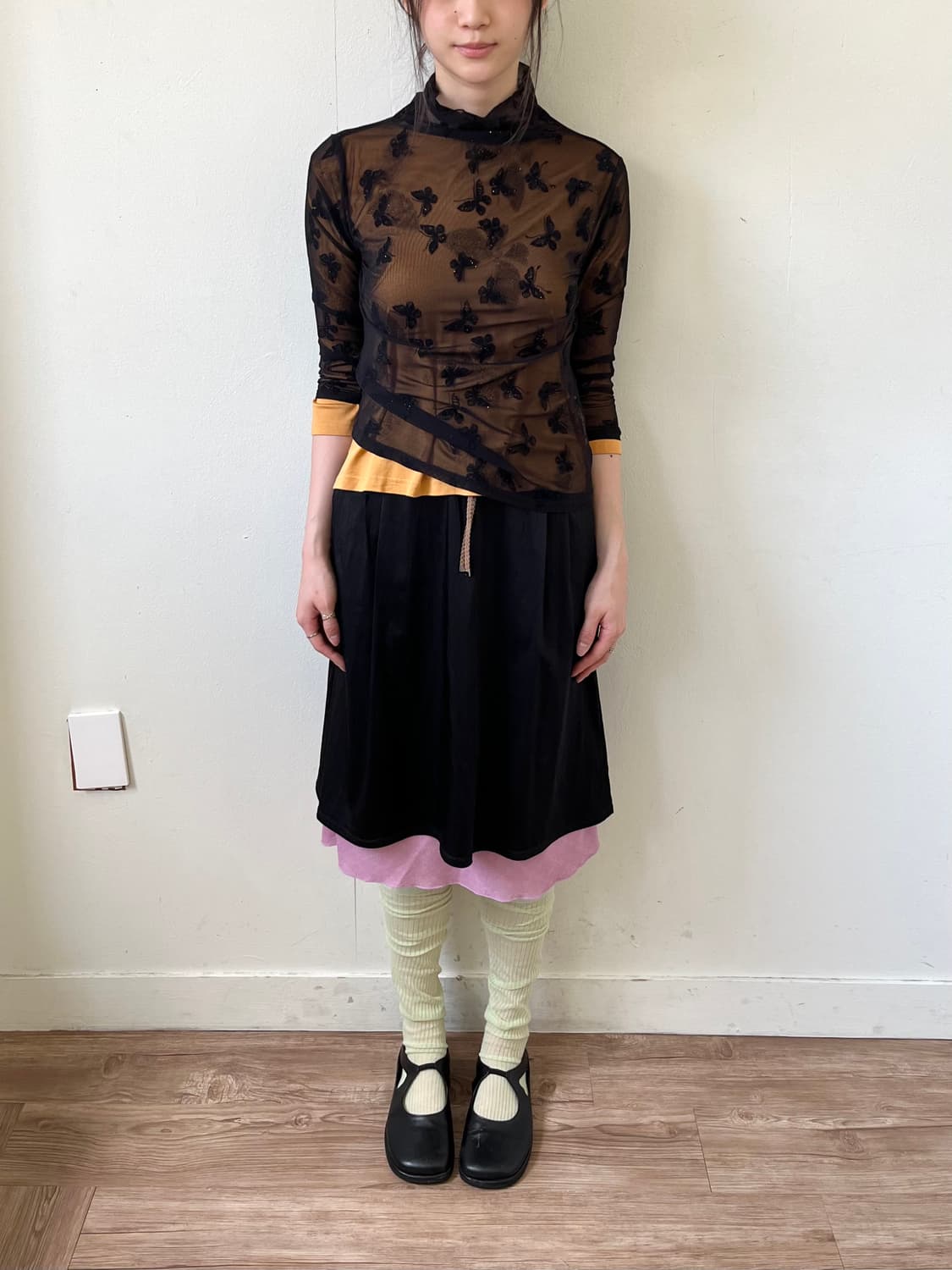 Natural Basic 블랙 Butterfly시스루 탑 상품이미지8